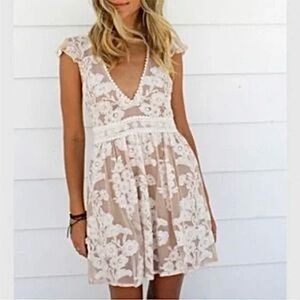 RARE For Love & Lemons Temecula Lace Embroidered Mini Dress NWOT M